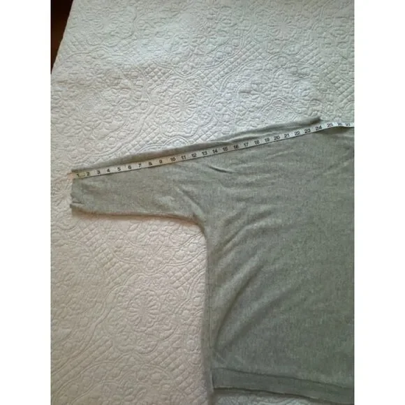 Poetry Cashmere Cropped Oversized V-Neck Sweater. Size 14 - Picture 7 of 7